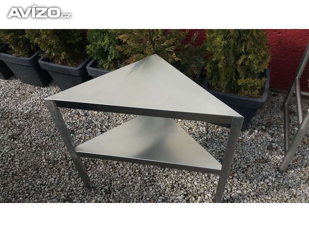 Regál nerez 56 x 56 cm rohový, pro zahradní domky a skleníky 
