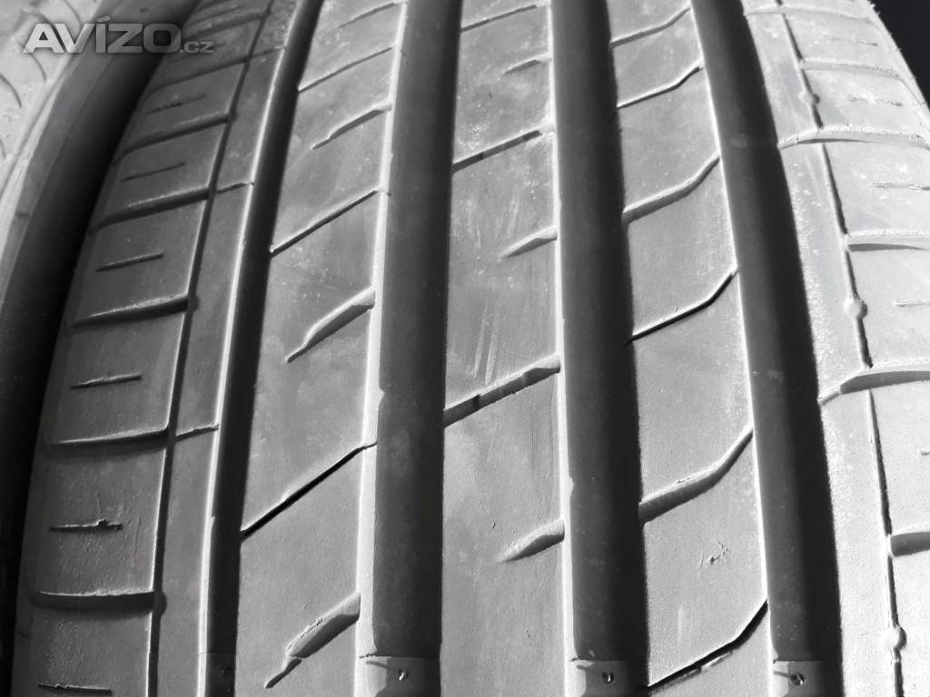 Sada pěkných letních pneu 235/45 R18 Nexen