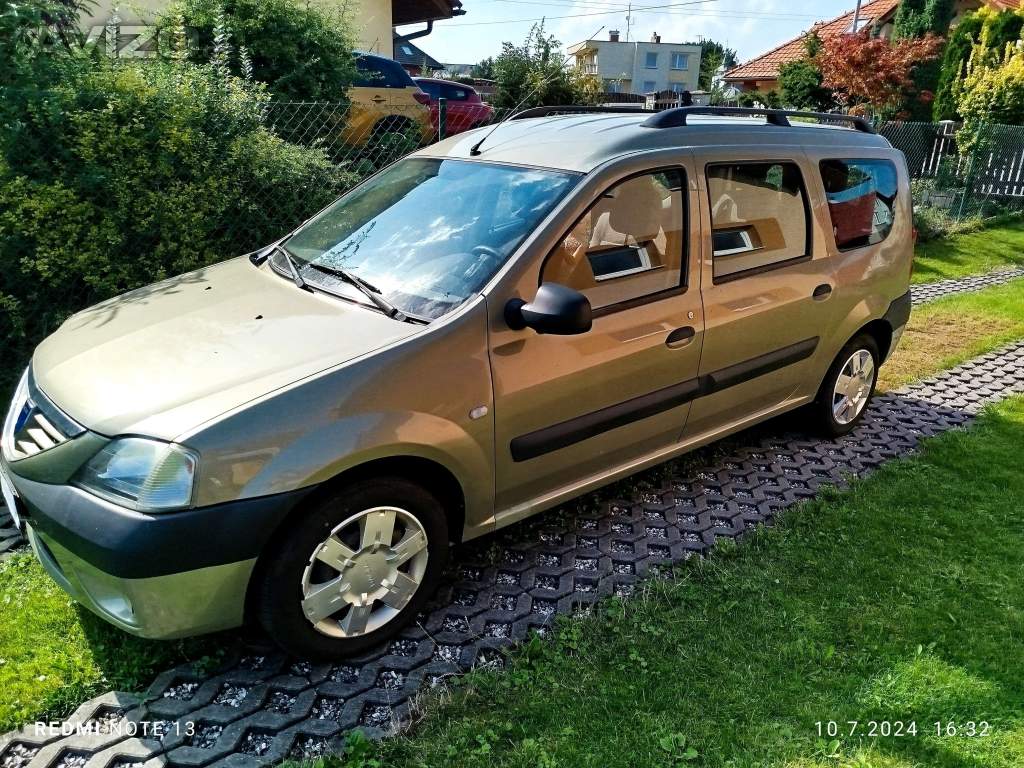 Dacia Logan 