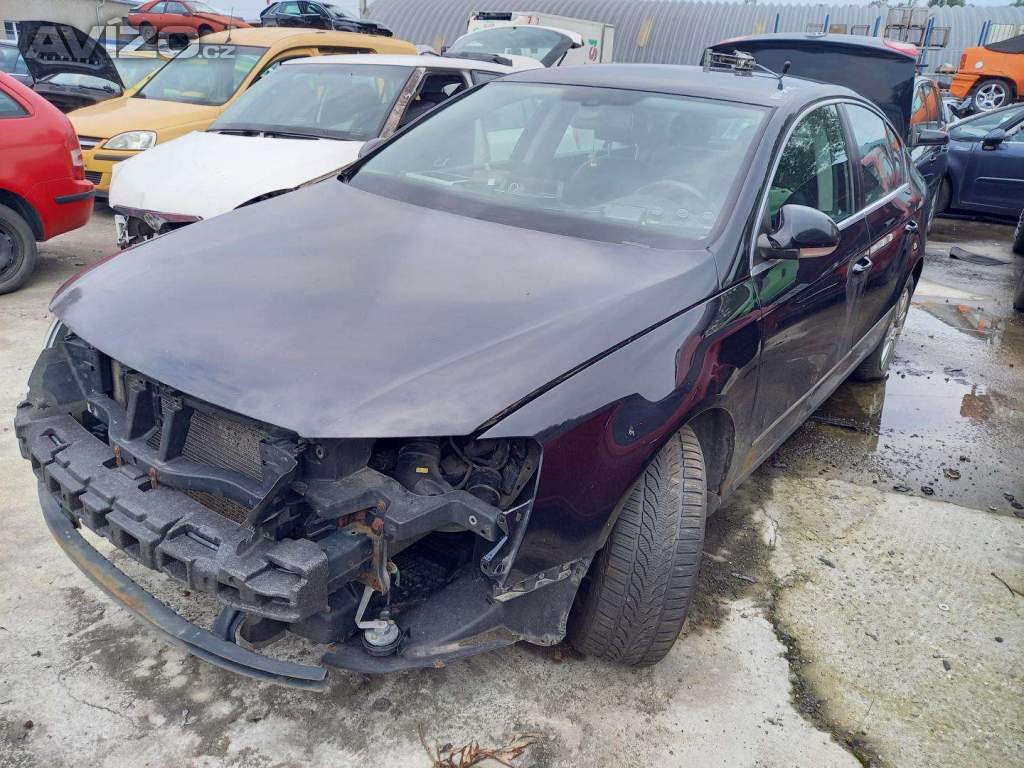 Volkswagen Passat B6 2.0 TDI ( CBA ) 103kW r.2009 černá 