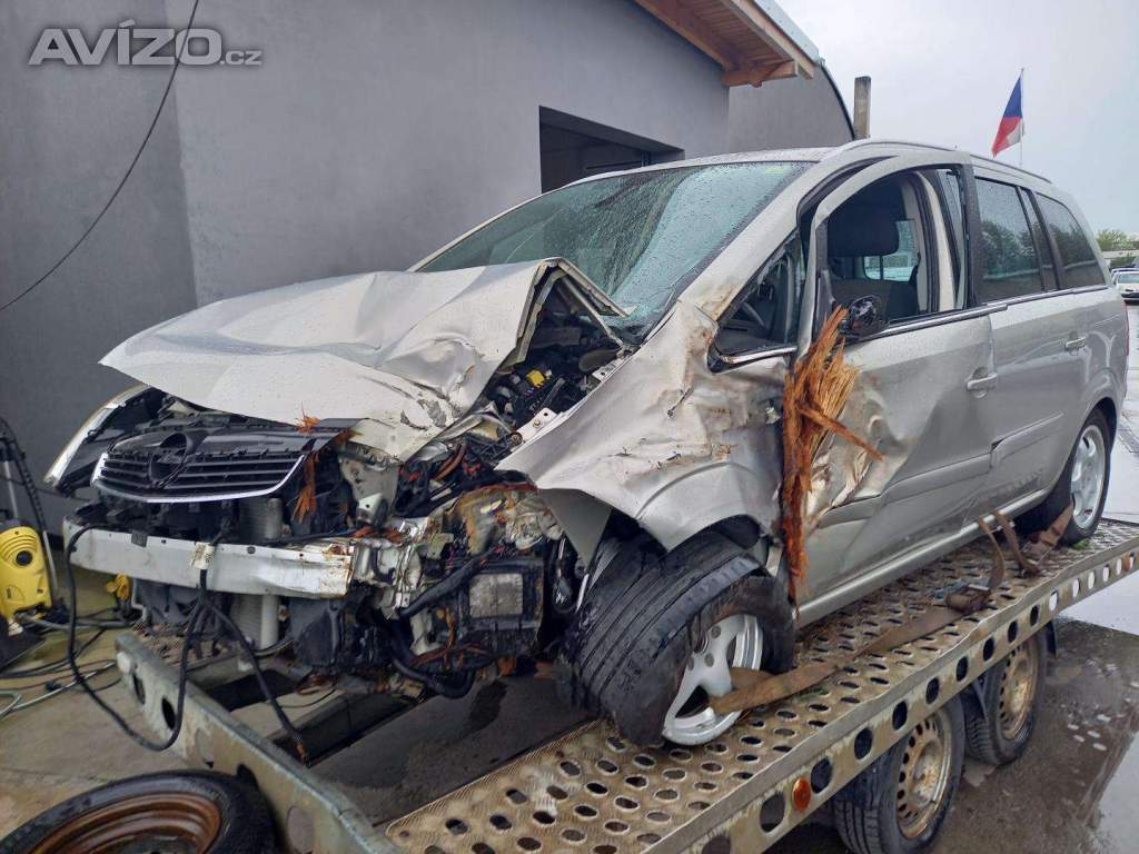 Opel Zafira B facelift 1.7 CDTI ( A17DTR ) 92kW r.2012 stříbrná Z167