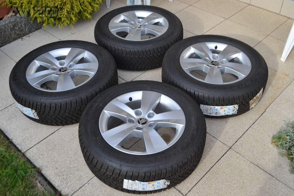 NOVÁ zimní kola Š.Superb III/Passat B8+215/60R16 XL Dunlop Winter 5