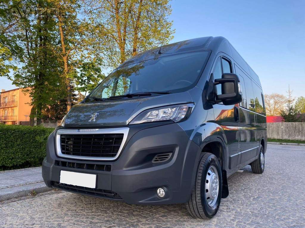 Peugeot Boxer Lux Bus 2.0 diesel, 96kw, 8 místné