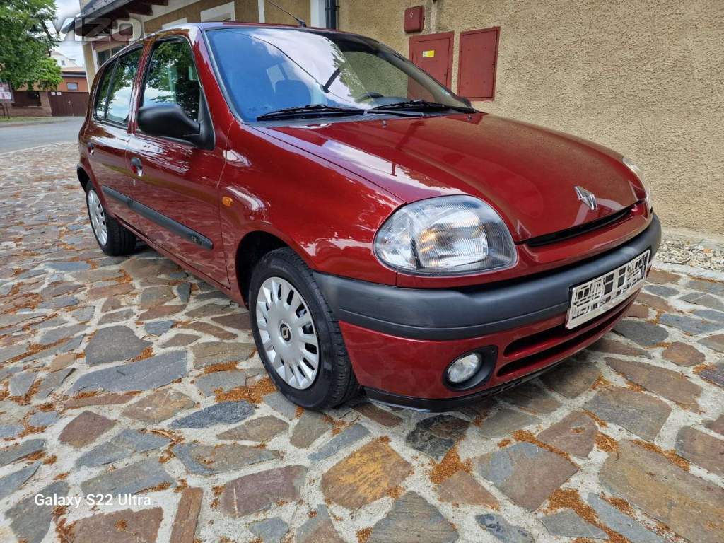 Renault Clio 1.2 ben. 87 500 km  Krásný stav. 