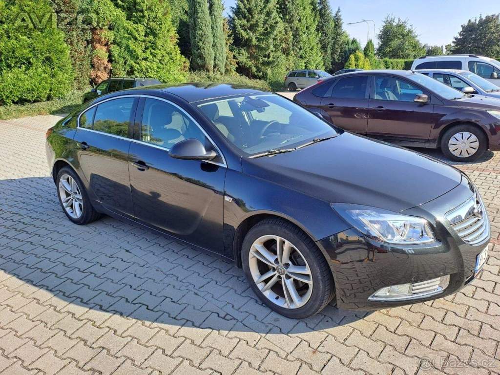 Opel Insignia 2,0   Opel Insignia