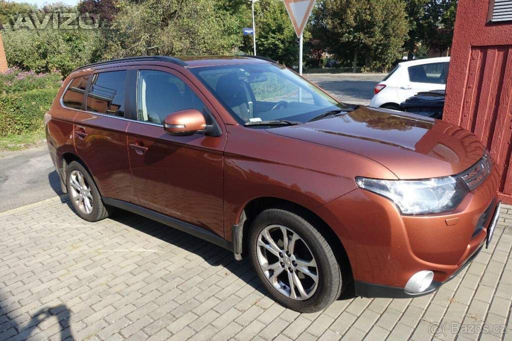 Mitsubishi Outlander 2,3 INSTYLE 2.2 DI-D 132 kW 6MT 4WD  Mitsubishi Outlander