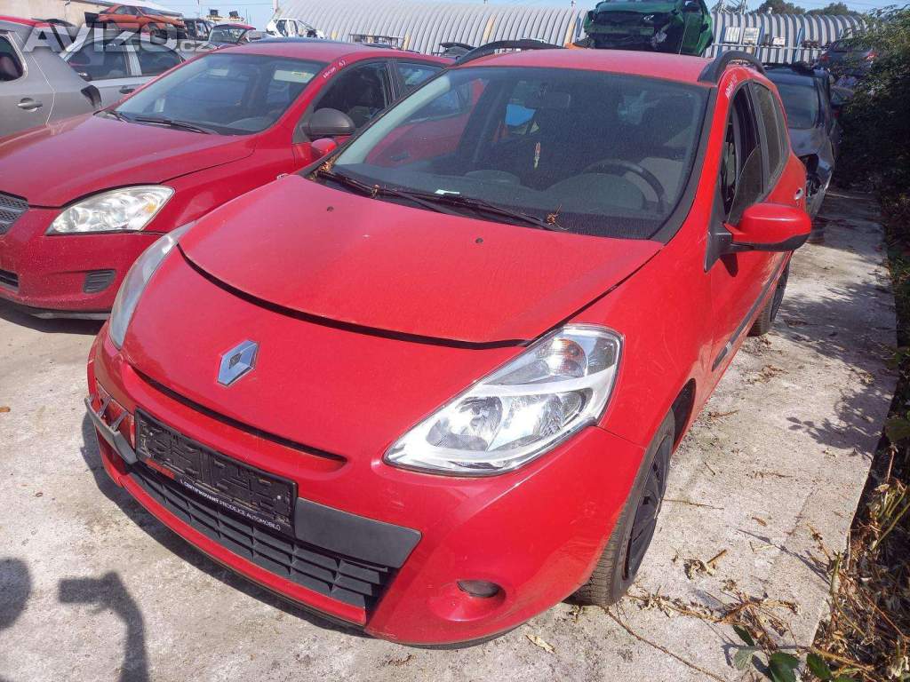 Renault Clio III 1.2 ( D4FH7 ) r.2009 červená