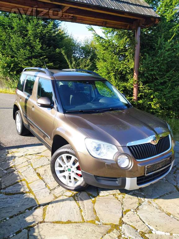 ŠKODA YETI 4X4 2.0 TDI  ROK 9/ 2011 NAVI XENON ALU KOLA  SERVIS DO KONCE