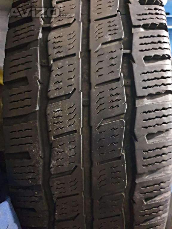 PNEU 215/75/16C,2KUSY,ZIMNI,KUMHO WINTER POR TRAN CW51