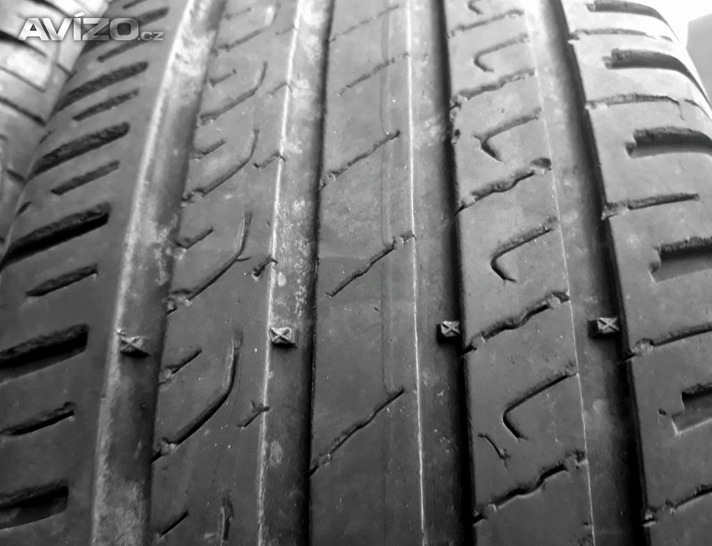 2ks letních pneu 215/65 R16 V XL Barum