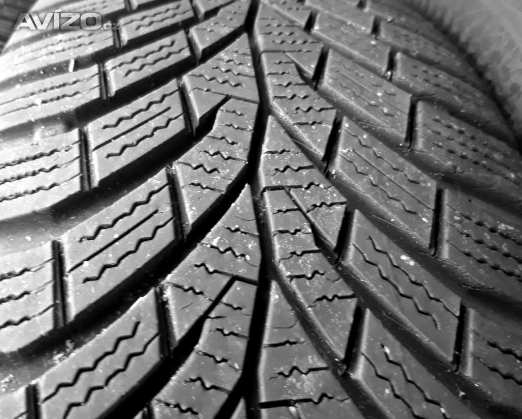 3x 2ks zimních pneu 205/55 R16: 