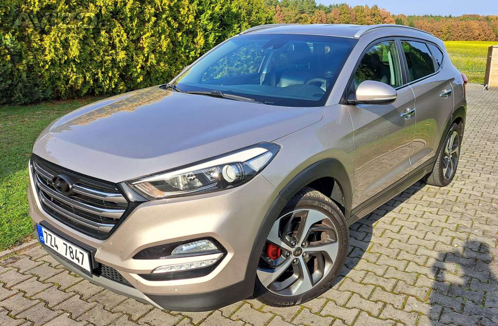 Hyundai Tucson, Navigace, kůže, kamera, Alu 19, po servisu