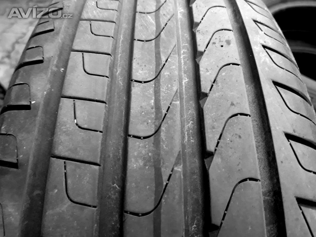 Sada zánovních letních pneu 215/65 R17 99V Pirelli