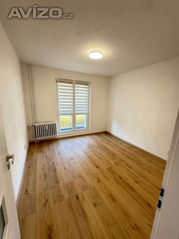 Pronájem bytu 3+1, 55 m², 15 000 Kč včetně služeb