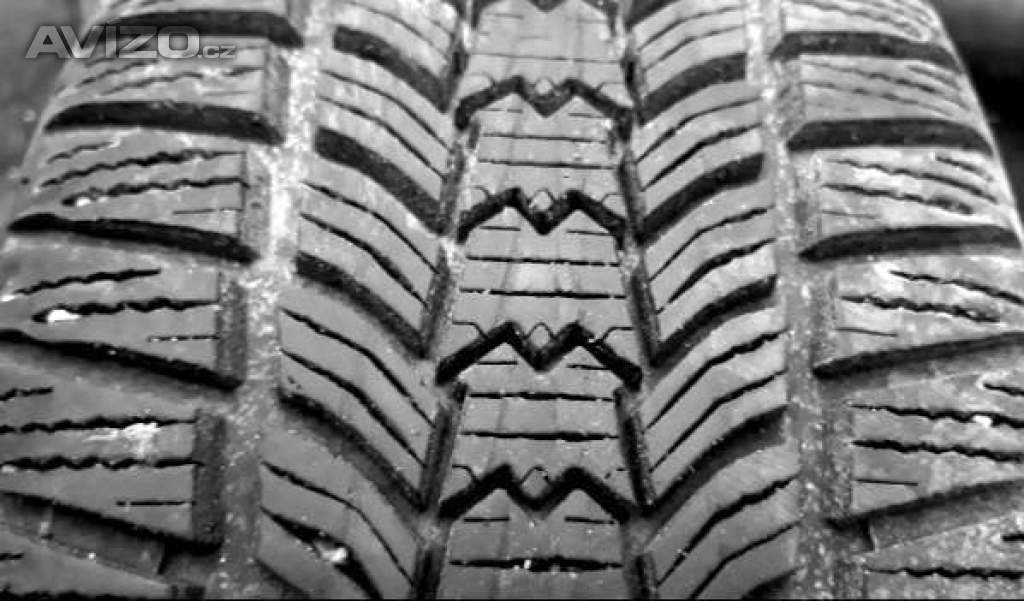 2x 1ks zimní pneu 215/55 R16 Sava 