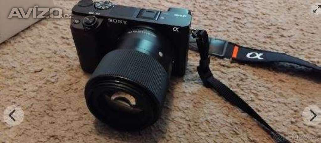 Prodám Sony A6400 s kvalitním japonským objektivem Sigma 30mm F1.4