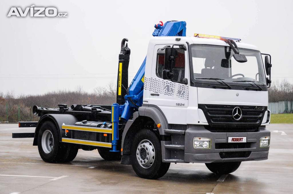 MERCEDES AXOR 1824 HÁKOVÝ NOSIČ KONTEJNERŮ + HYDR. RUKA EURO4