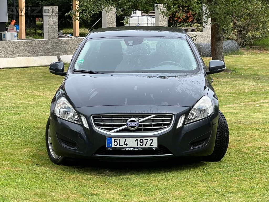 Volvo S60 1.6 / 84kW, nafta, manual