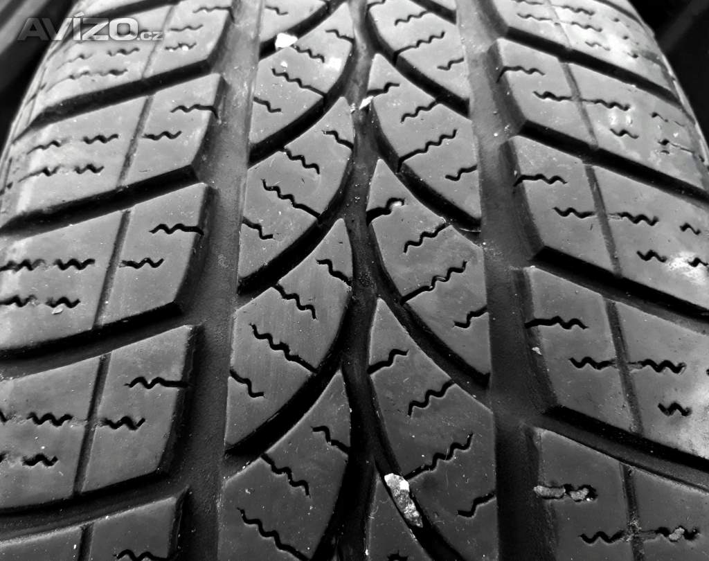 Sada zimních pneu 205/55 R16 94H Riken