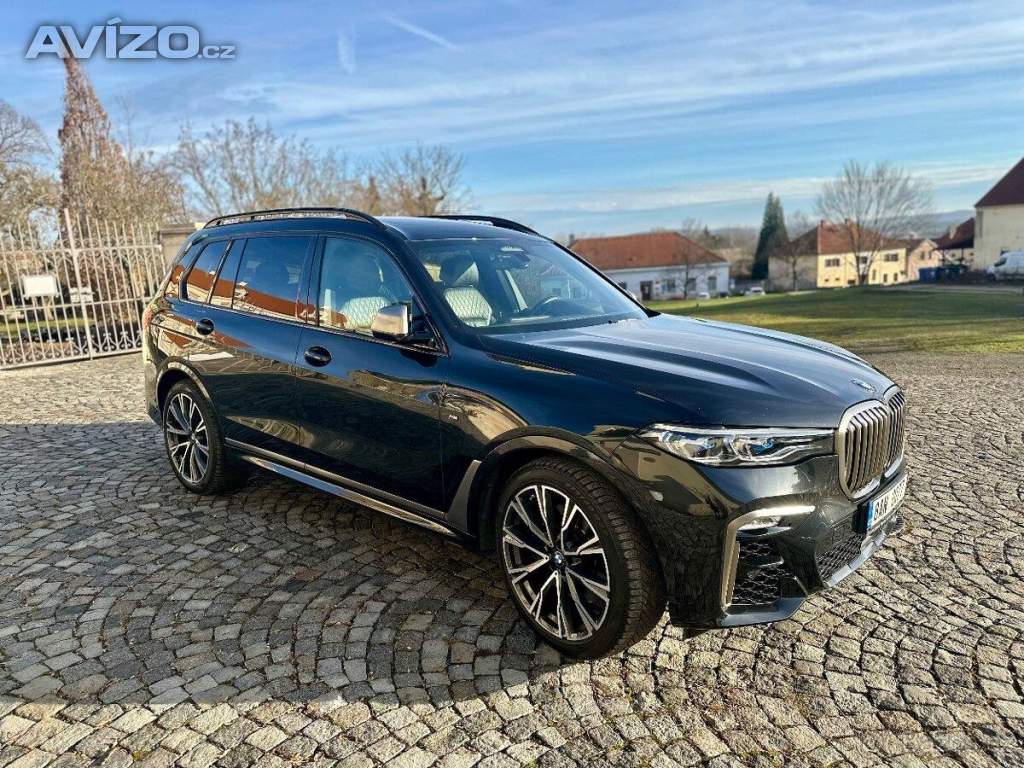 BMW X7 1/100