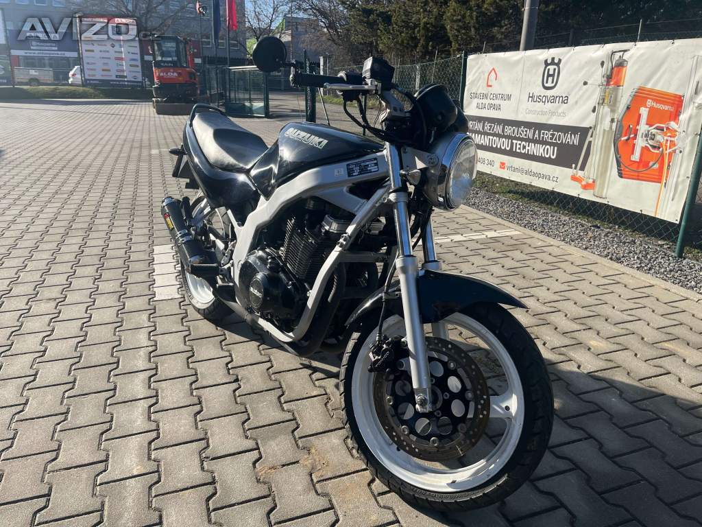 Suzuki GS 500