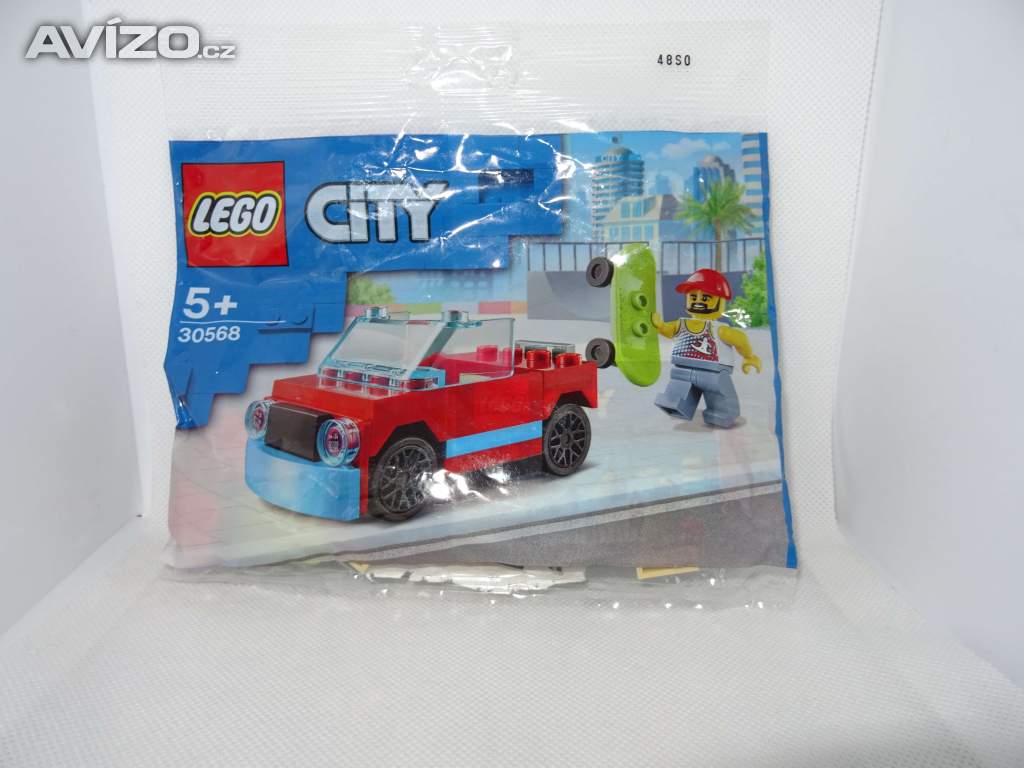 Lego City 30568 - Skejťák a auto 