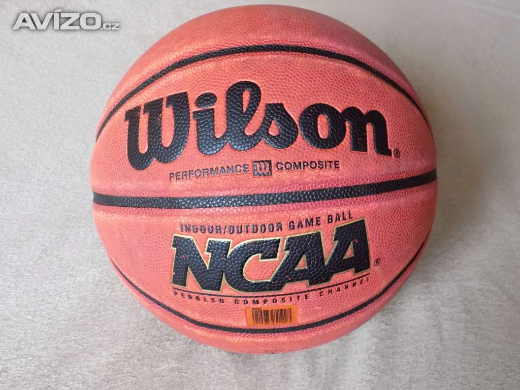 Prodám starší popužitý míč  Wilson NCAA.