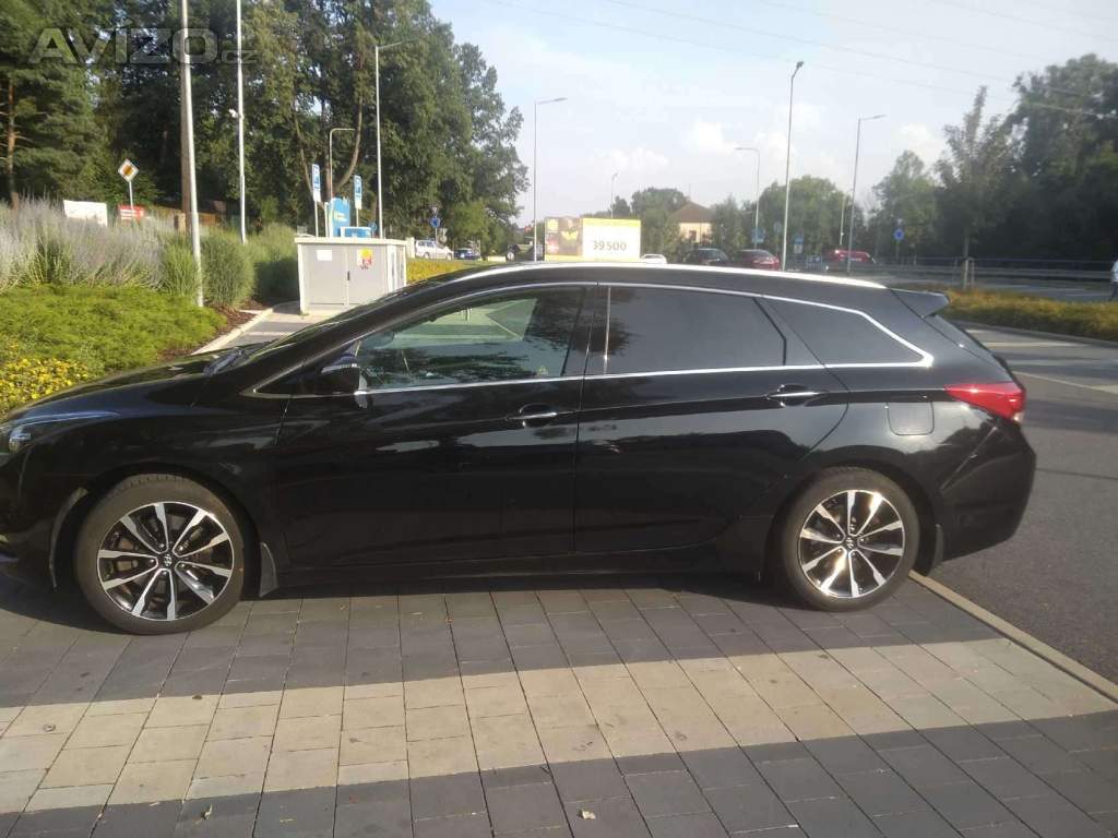 Prodám Hyundai i40 Experience 6MT combi - 1,7 CRDi, 104 kW