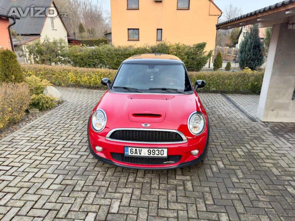 Mini Cooper 1,6   Mini John Cooper Works