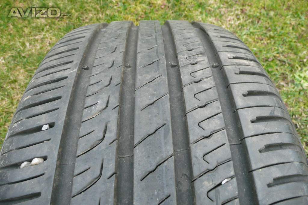 Sada letních pneu Barum 235/45 R18