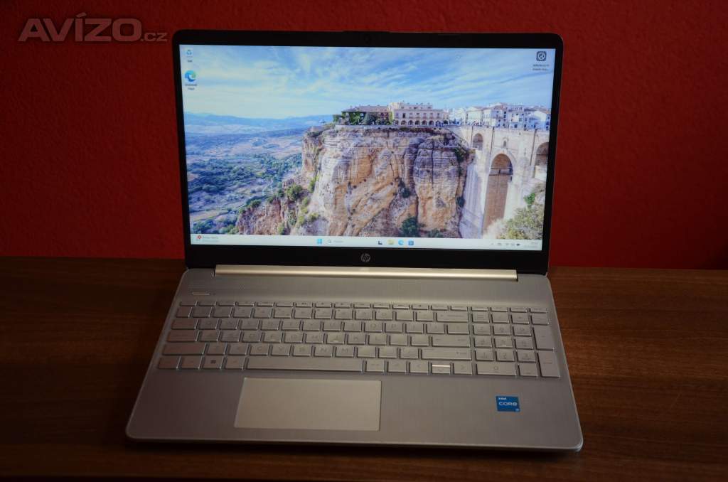 HP Laptop 15 i3/16GB/SSD 256GB M.2/záruka