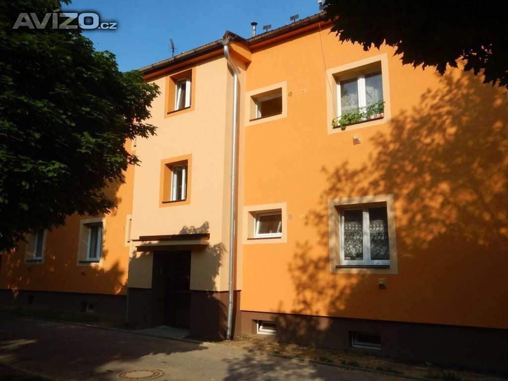 Pronájem prostorného 1+1, Slezská Ostrava, ul. Kasární, 9 500 Kč