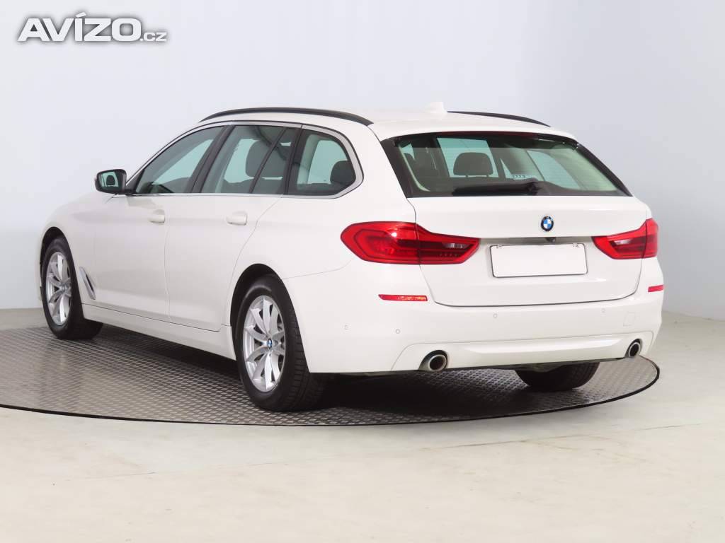 BMW Řada 5 520d xDrive