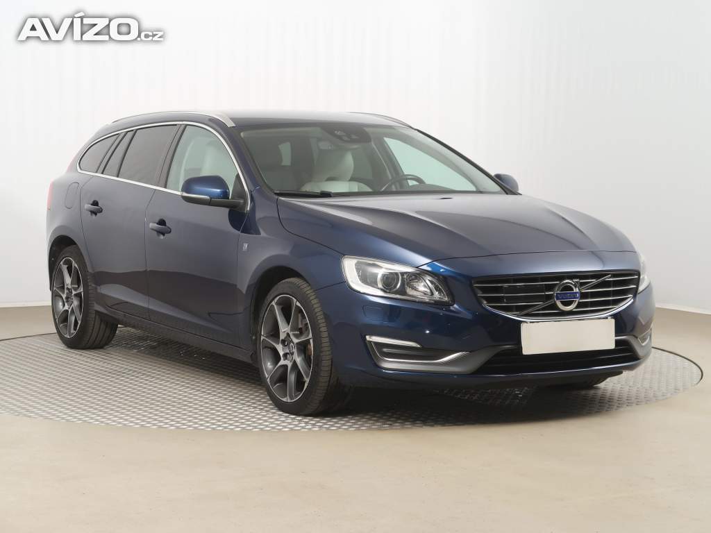 Volvo V60 D4 2.4 AWD