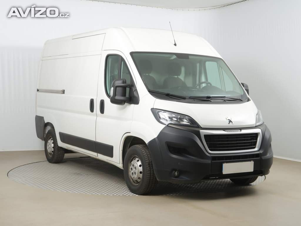 Peugeot Boxer 2.2 BlueHDi