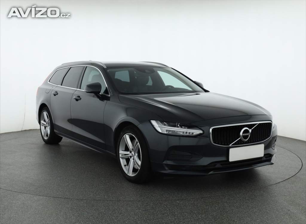 Volvo V90 D4