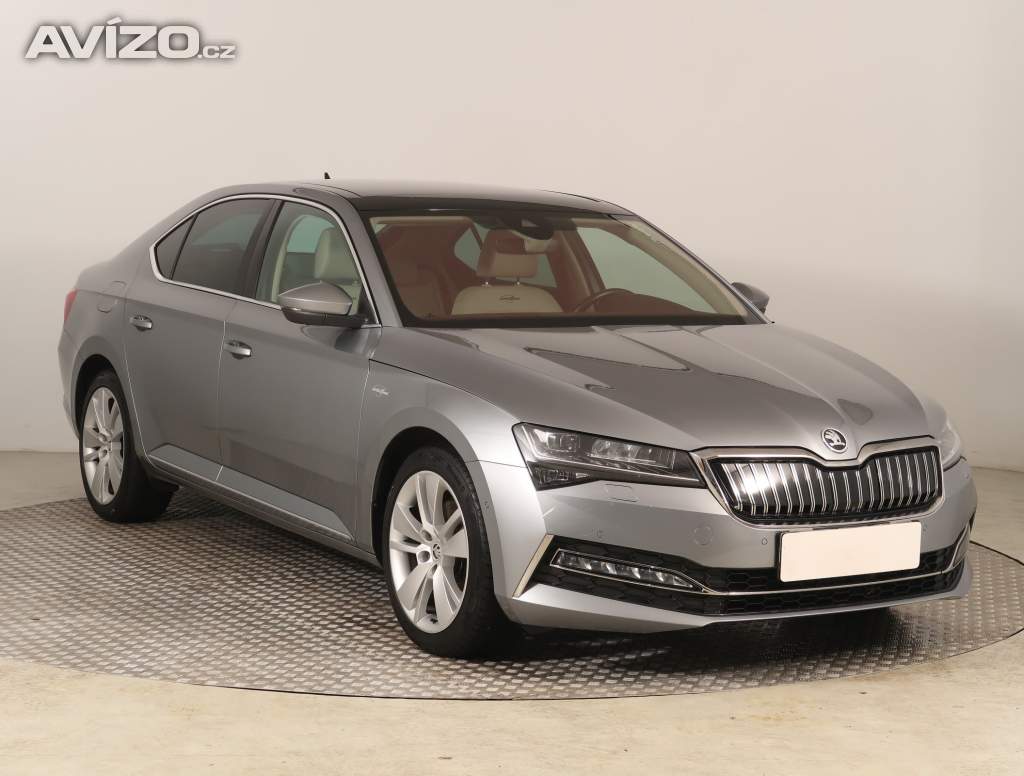 Škoda Superb iV 1.4 TSI PHEV