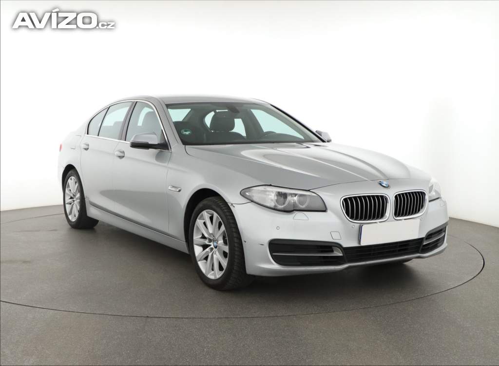 BMW Řada 5 520d xDrive