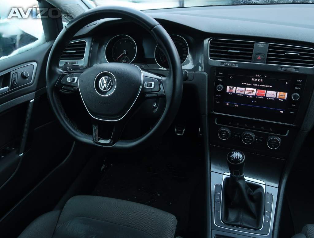 Volkswagen Golf 1.0 TSI