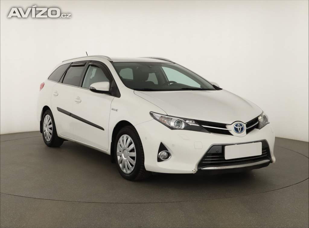 Toyota Auris Hybrid