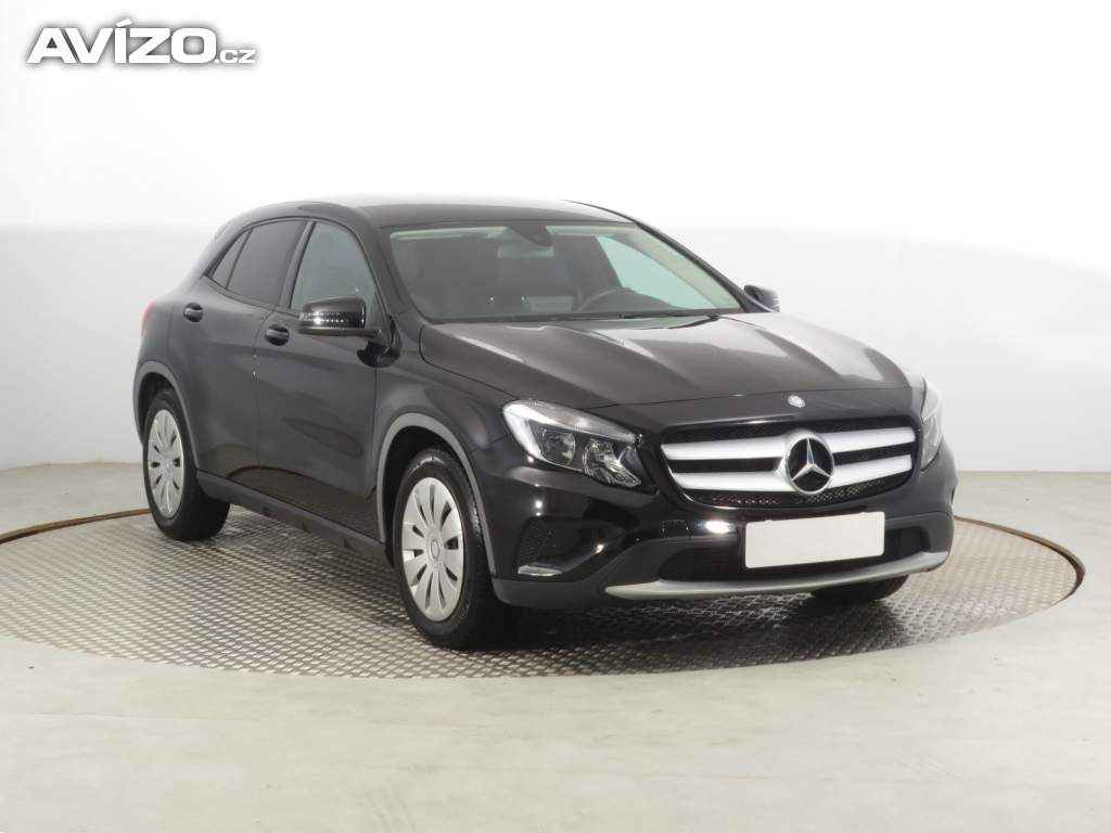 Mercedes-Benz GLA GLA 180