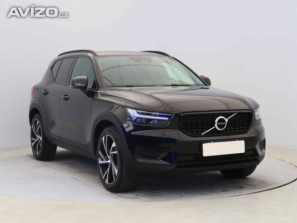 Volvo XC40 T2