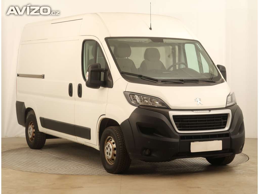 Peugeot Boxer 2.2 BlueHDi