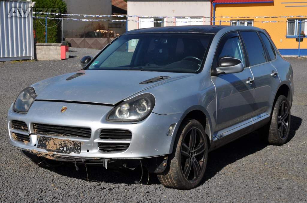 Porsche Cayenne 4.5i V8 250kW