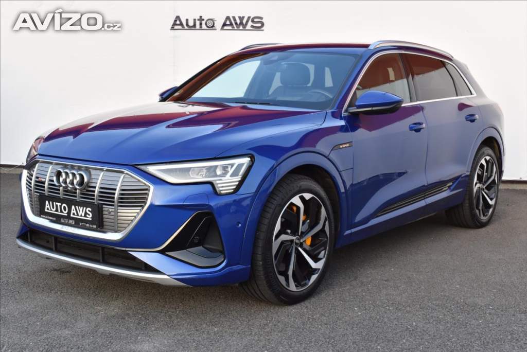 Audi e-tron 55  300KW S-Line Matrix Assist