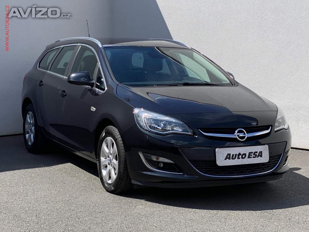 Opel Astra 1.6 CDTi, 2.maj,ČR, Cosmo