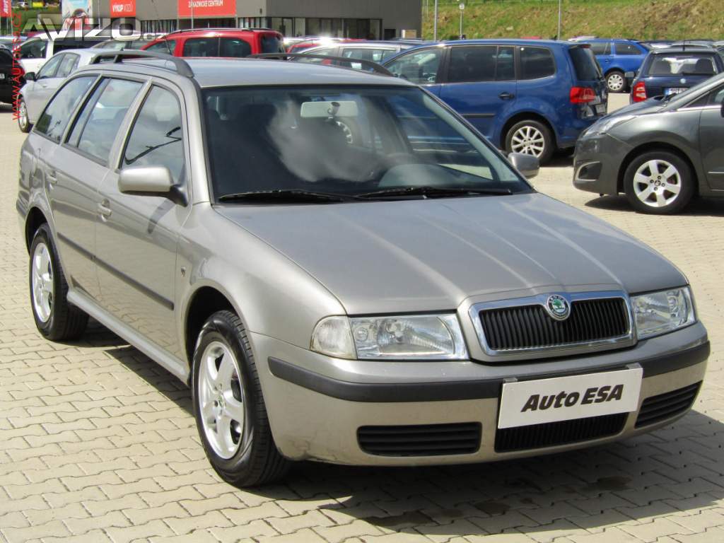 Škoda Octavia 1.6i, 1.maj,ČR, +sada kol,