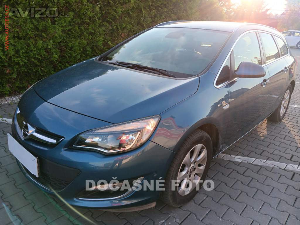 Opel Astra 1.6 CDTi, park.senzor