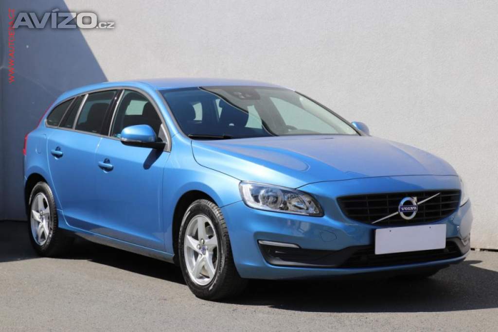 Volvo V60 2.0 D3, Cross Country, AT