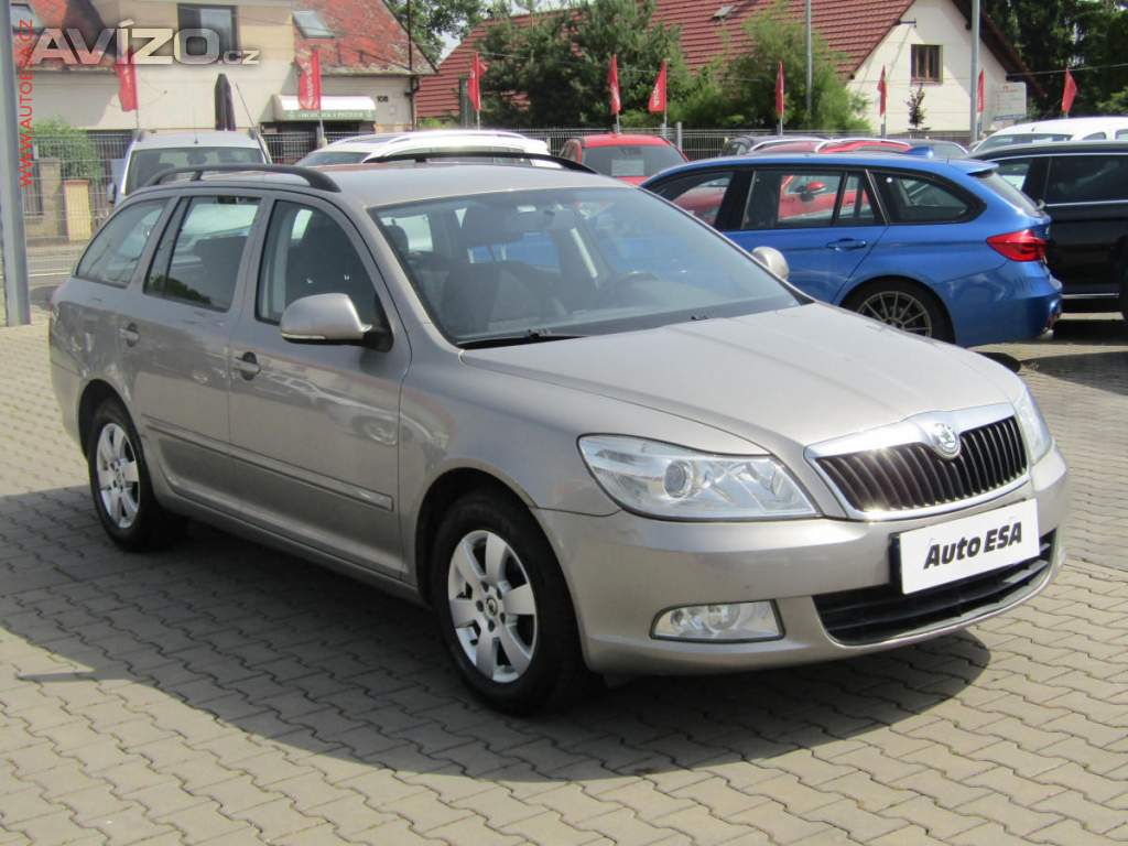 Škoda Octavia 1.6 TDi, ČR, AC, park.čidla